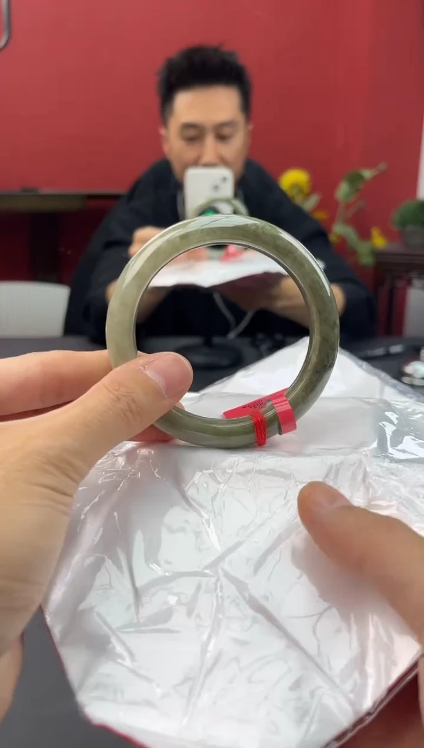 未镶嵌手镯翡翠7