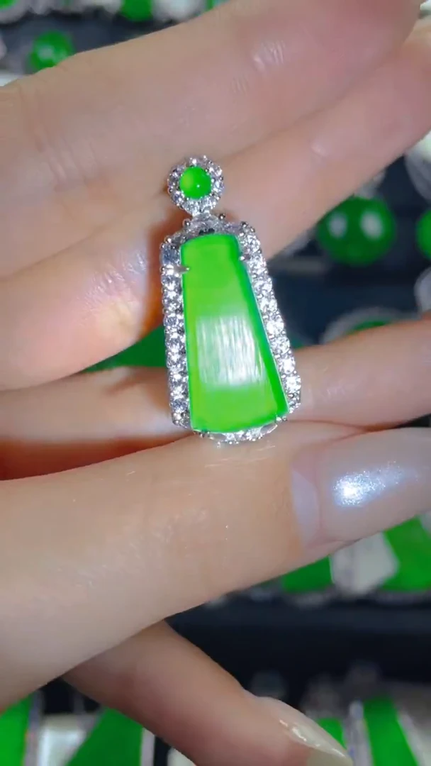 颈饰银S925镶嵌翡翠11