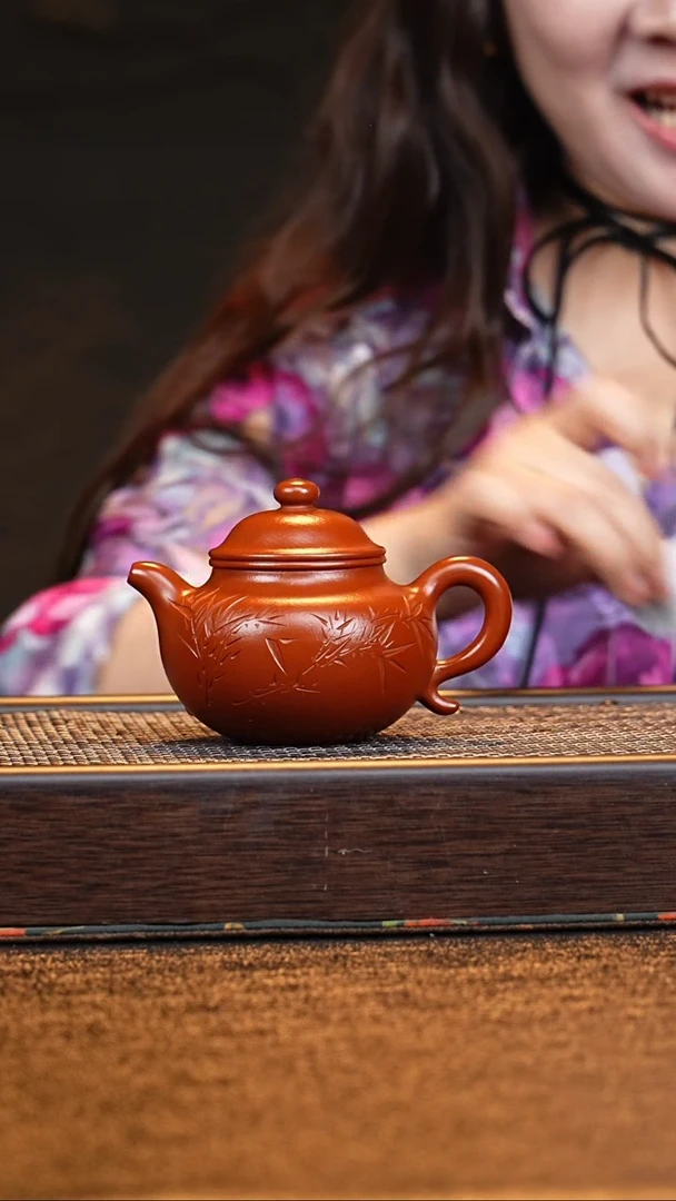 茶壶紫砂0520032997莲子