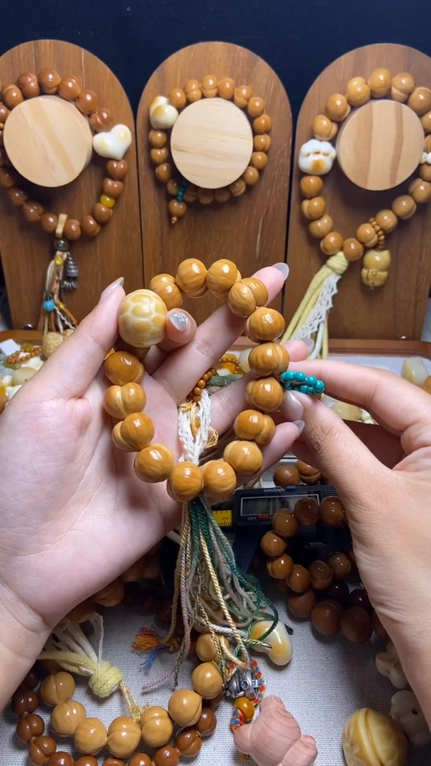 手串猴头核桃黄*豆全品聚宝盆富甲绿跑环新绿流苏