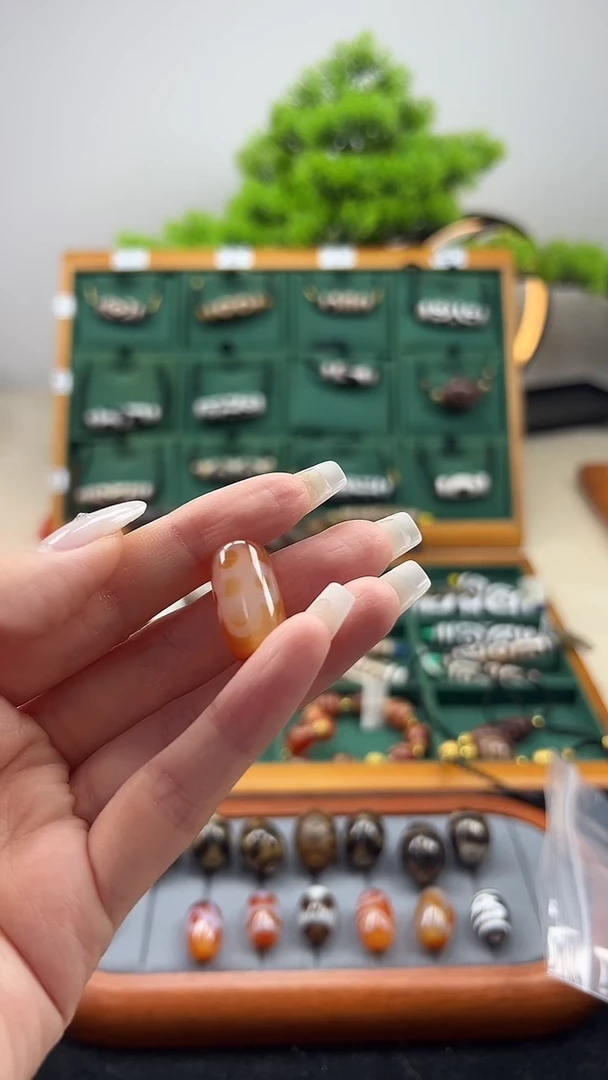 玛瑙/玉髓（覆膜）颈饰未镶嵌89（微瑕随机发货）