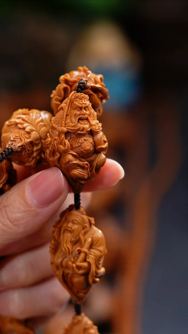 【闪购商品】橄榄核吊坠橄榄核