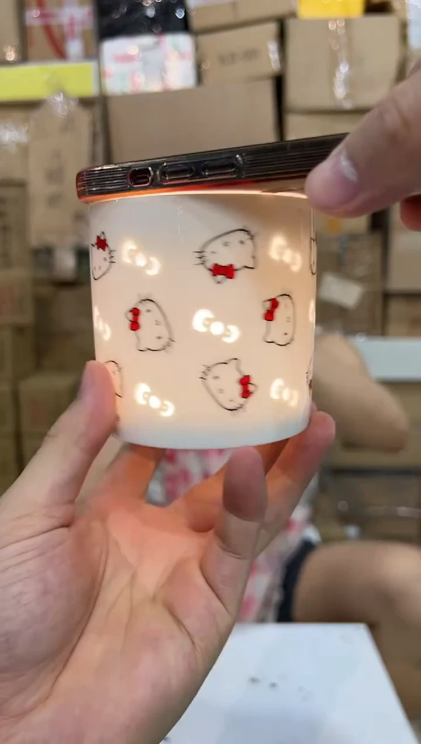 瓷片白色kt猫镂空满印水杯