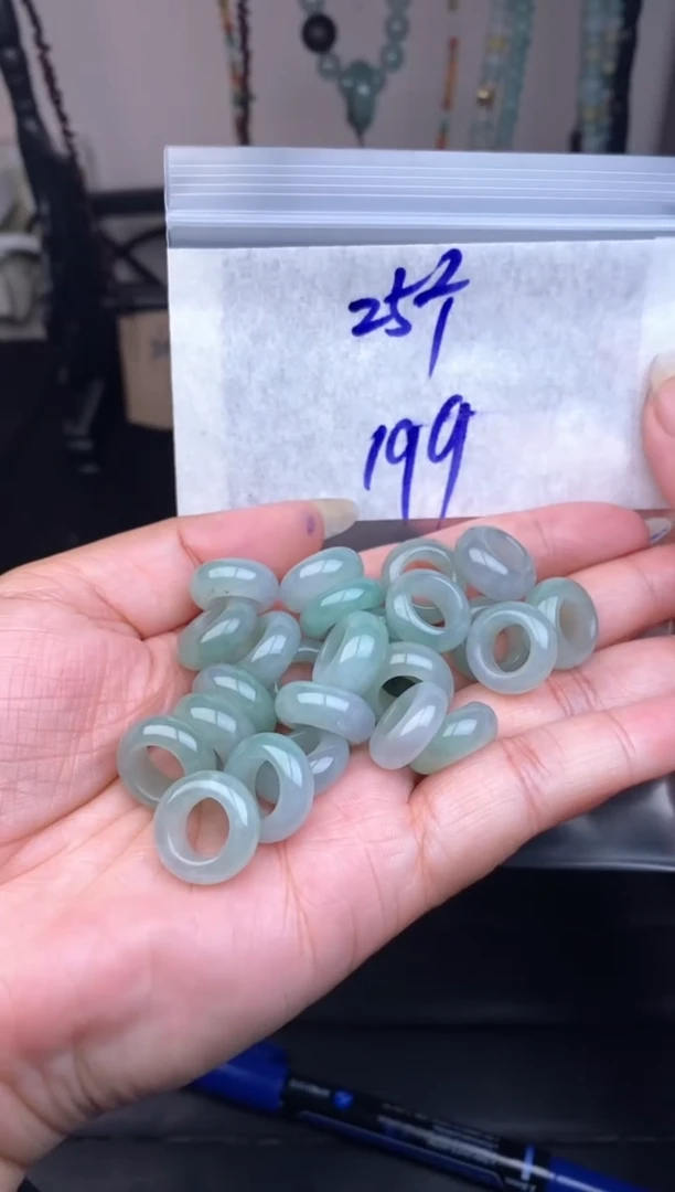 未镶嵌定制翡翠毛货需抛光多样性拍一发一