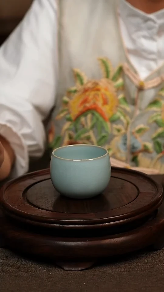 瓷片天青色全手卧足禅定杯90ml微瑕不带礼盒