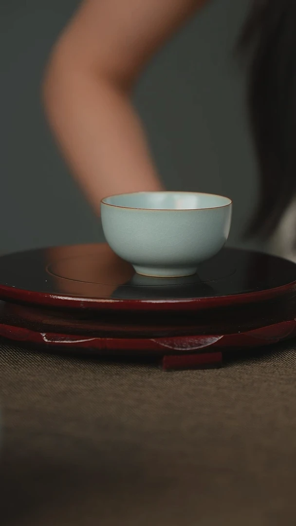 敛口杯汝瓷主人杯