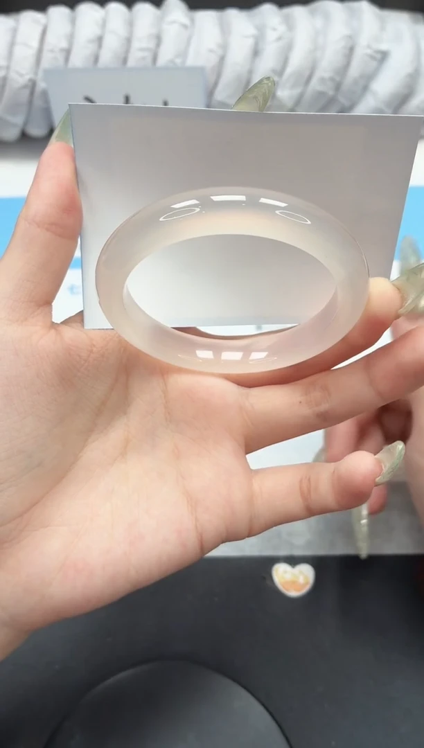 石英质玉手镯未镶嵌91/荔枝54.6