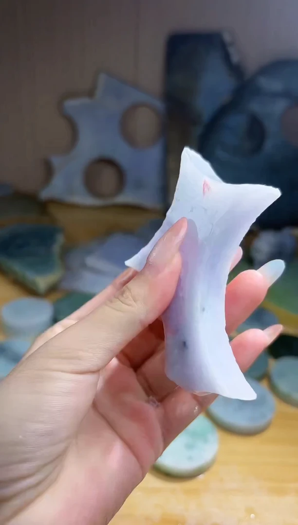 翡翠未镶嵌颈饰翡翠A货 温谭531