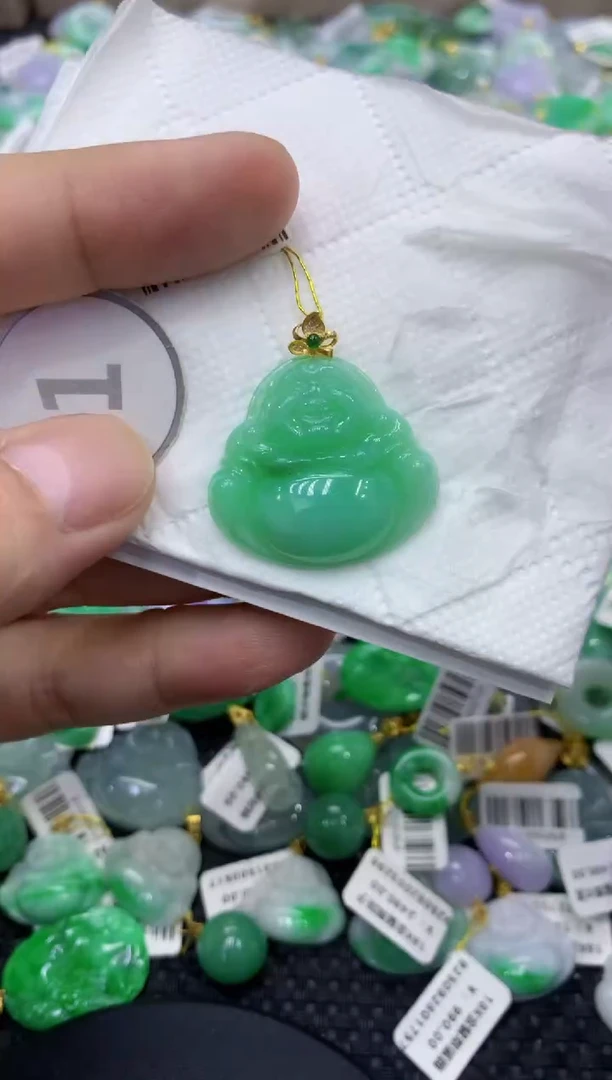 颈饰18K金镶嵌翡翠天然缅甸翡翠A货