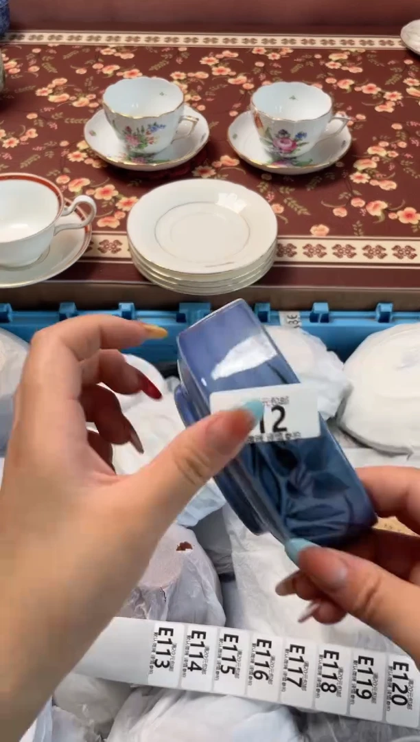 瓷片梦*露瓷器瓷器E112