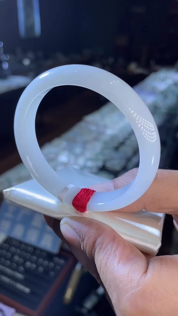 未镶嵌手镯翡翠52-53