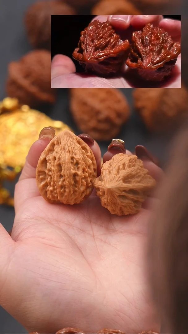 【闪购商品】文玩核桃把件32十三陵鸡心