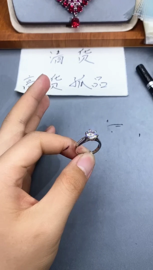 【闪购商品】石英质玉珠宝奇石合金1