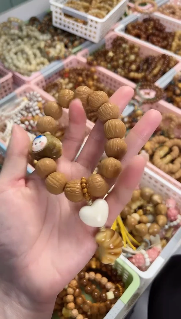 【闪购商品】菩提根/象牙果手串猴头凤眼多妹多样性发货其一