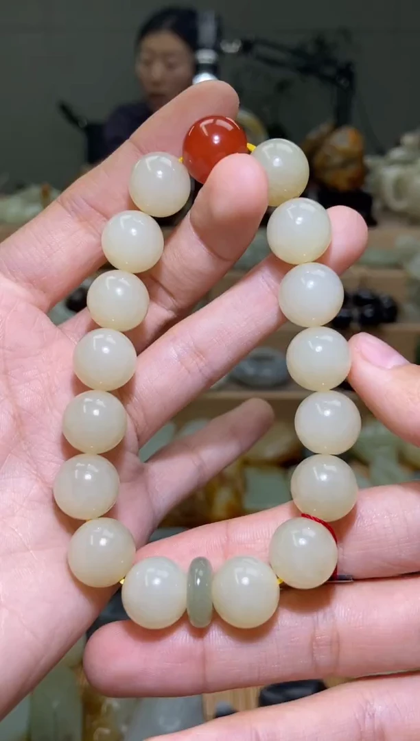 未镶嵌手串和田玉新疆和田玉且末料圆珠手串 卡13