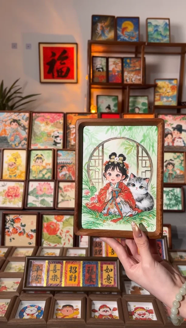 【闪购商品】国画猫咪女孩翠竹 手绘国画7寸花梨