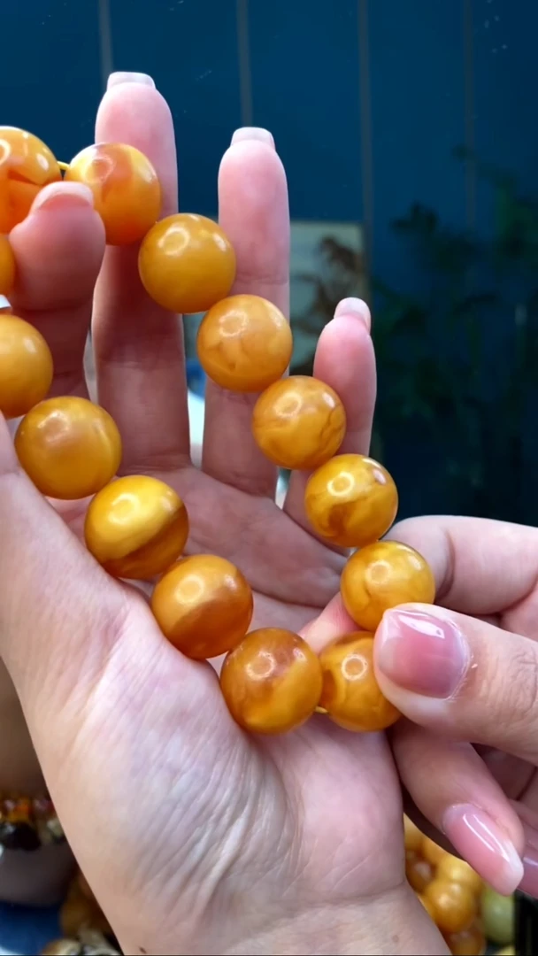 裸石琥珀未镶嵌11/4多样性发其一94