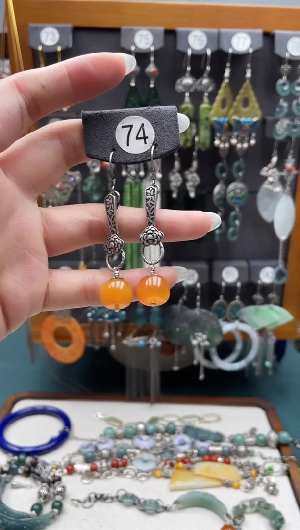 银S925镶嵌蜜蜡耳饰金****族饰品