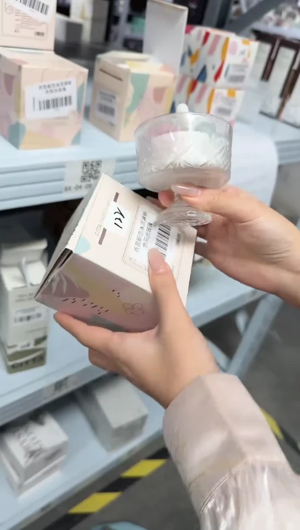 【闪购商品】小乔甄宝阁新年惊喜122