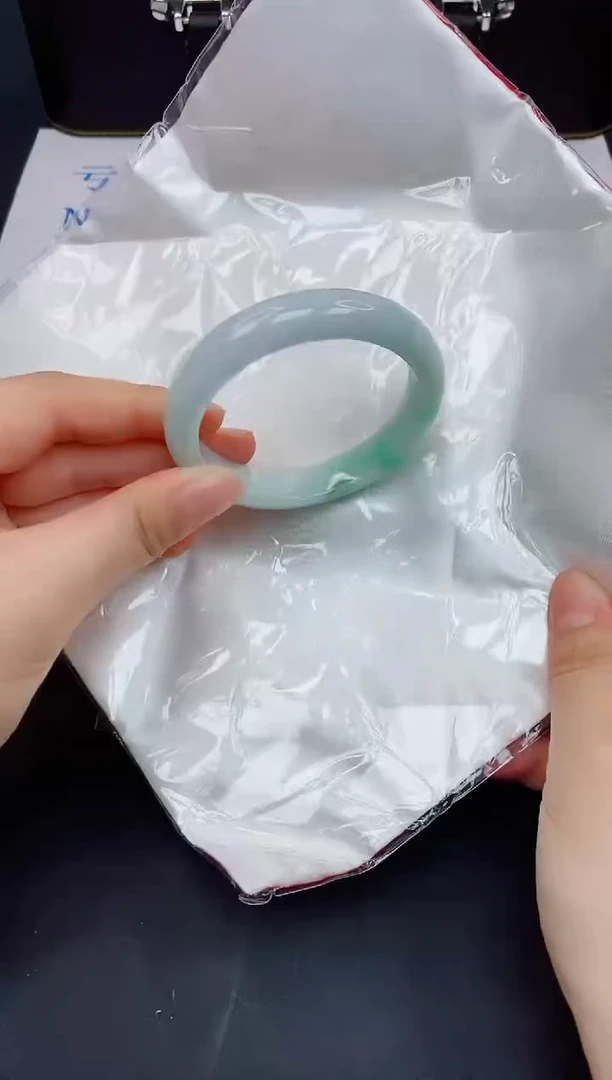 未镶嵌手镯翡翠默认有瑕--239