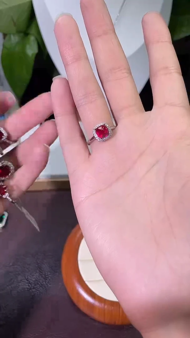 合金合成钻石红糖塔戒指