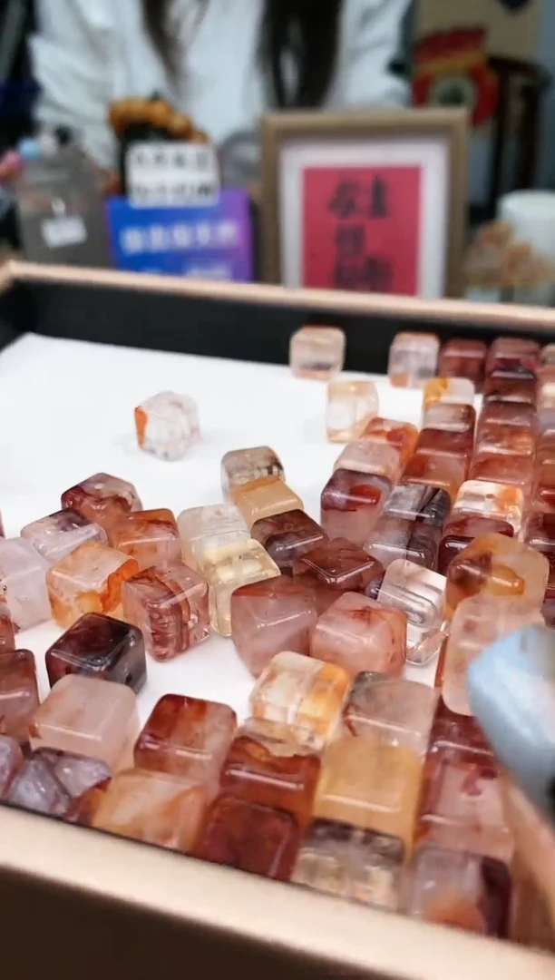 未镶嵌颈饰水晶8a多样性发其一/4.29/1个