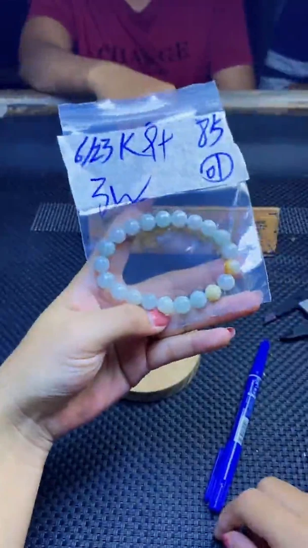 定制翡翠未镶嵌天然缅甸A货翡翠，多样性发货只发其一
