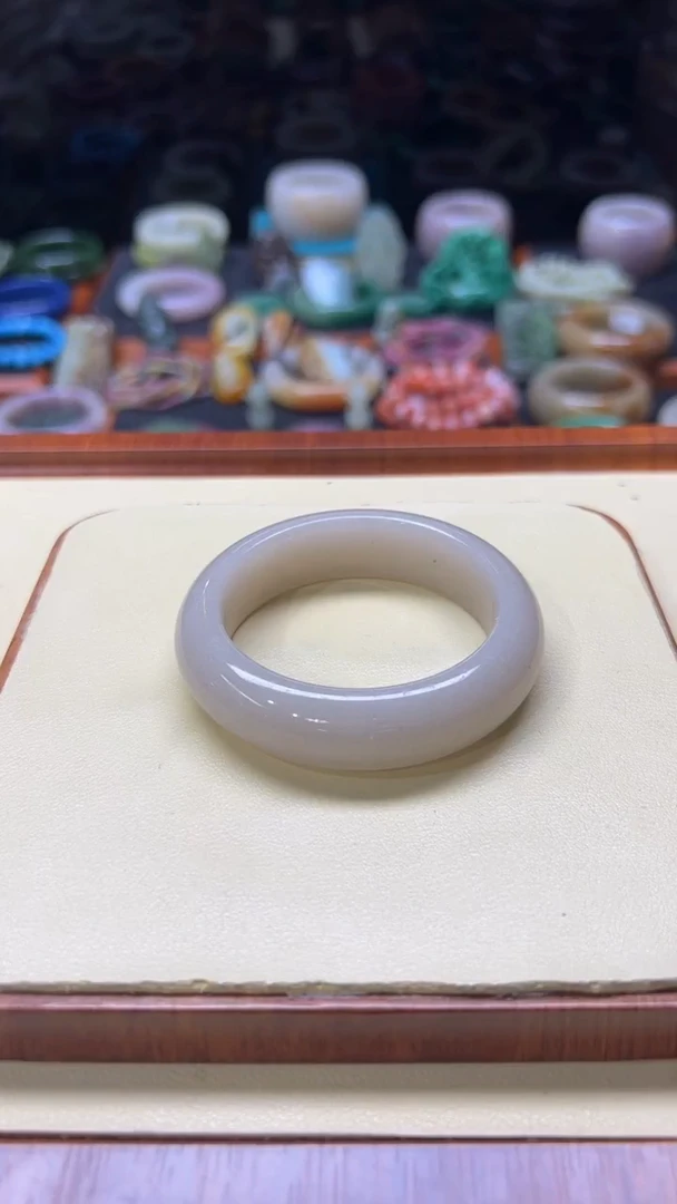 未镶嵌手镯石英质玉过***言039