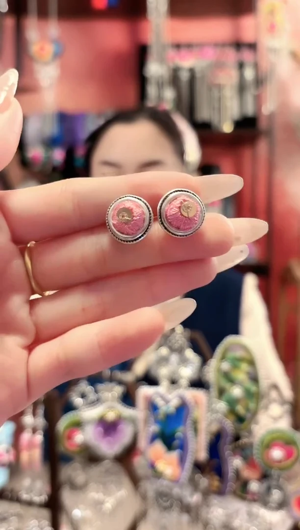 织绣云织谣民族风精美饰品   173