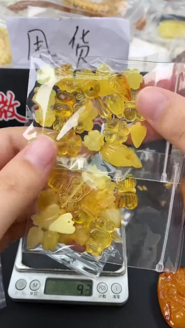 蜜蜡未镶嵌珠宝奇石134多样性发一件