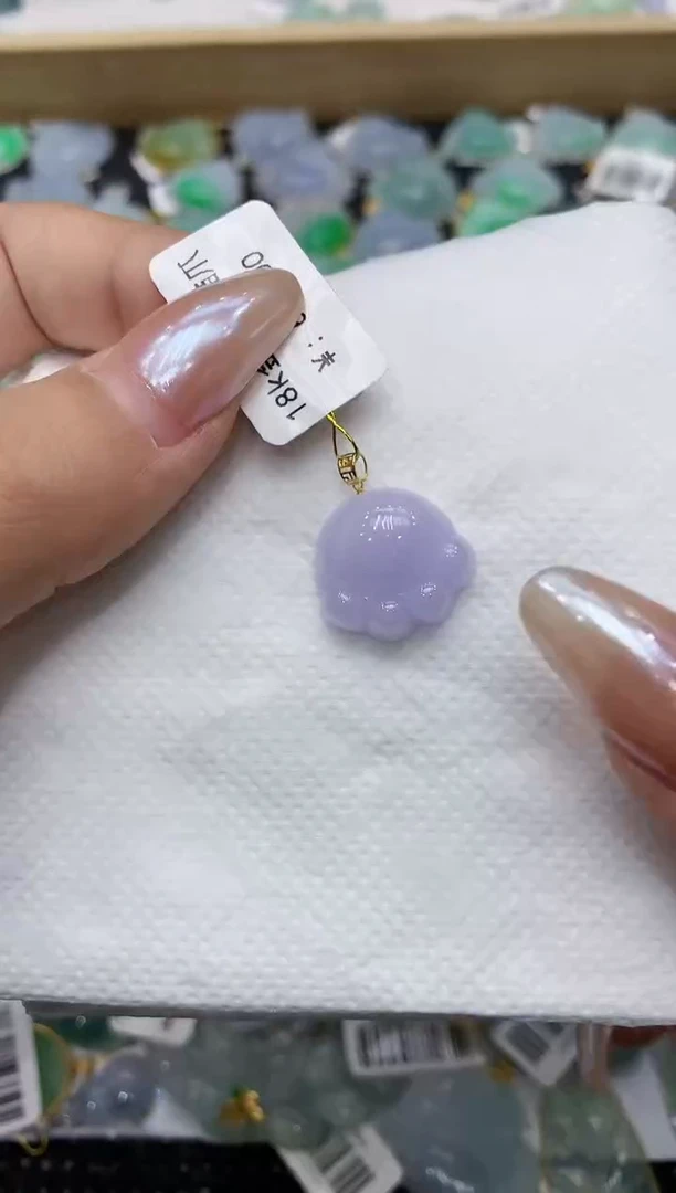 翡翠18K金镶嵌颈饰111111111111
