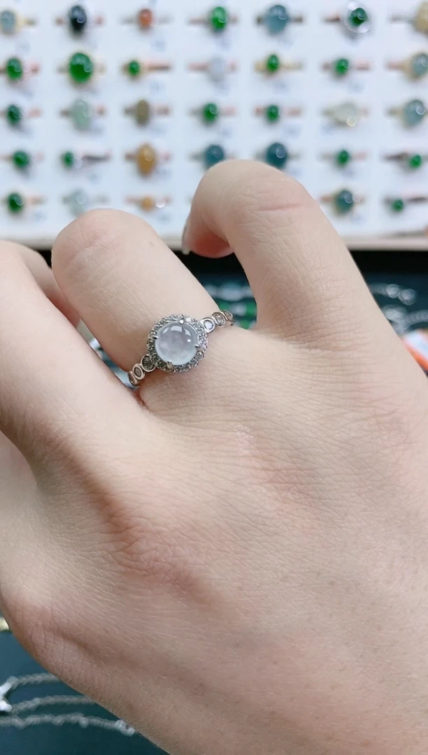 翡翠戒指银S925镶嵌天然翡翠