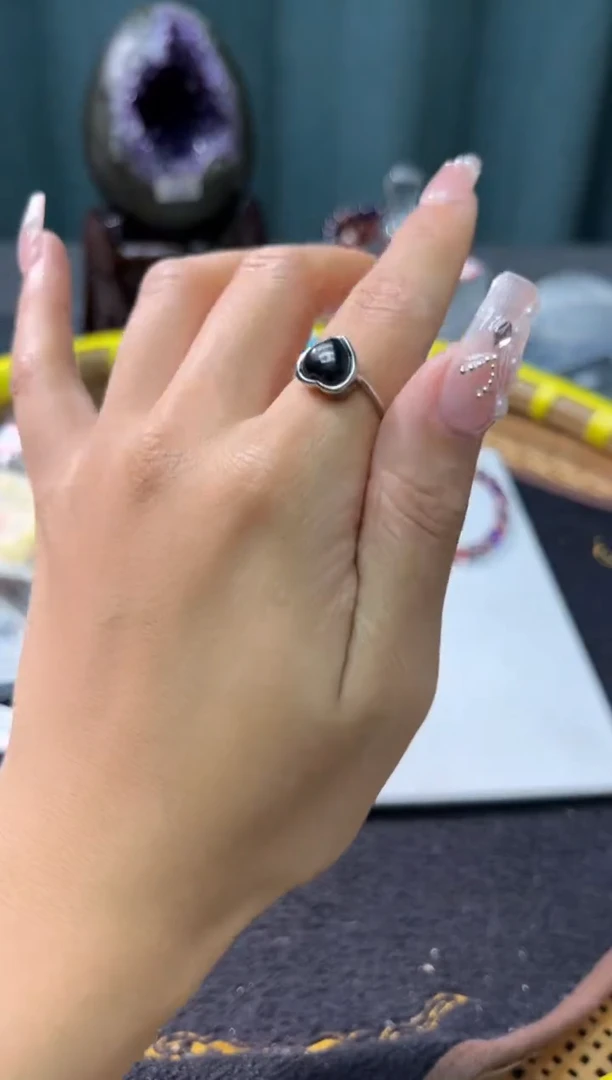 【闪购商品】水晶手链银S925镶嵌189多样性发其一/