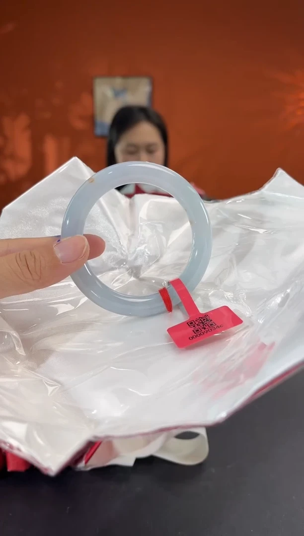 未镶嵌手镯翡翠7