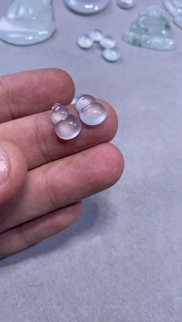 颈饰未镶嵌翡翠葫芦3500