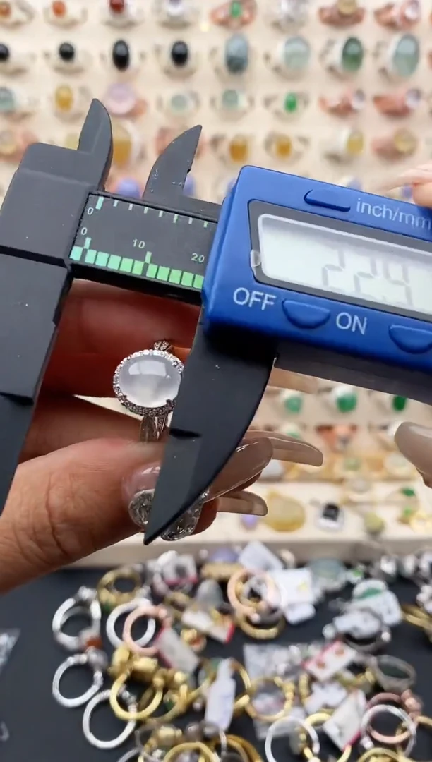 【闪购商品】翡翠戒指银S925镶嵌天然A货翡翠111  8+6