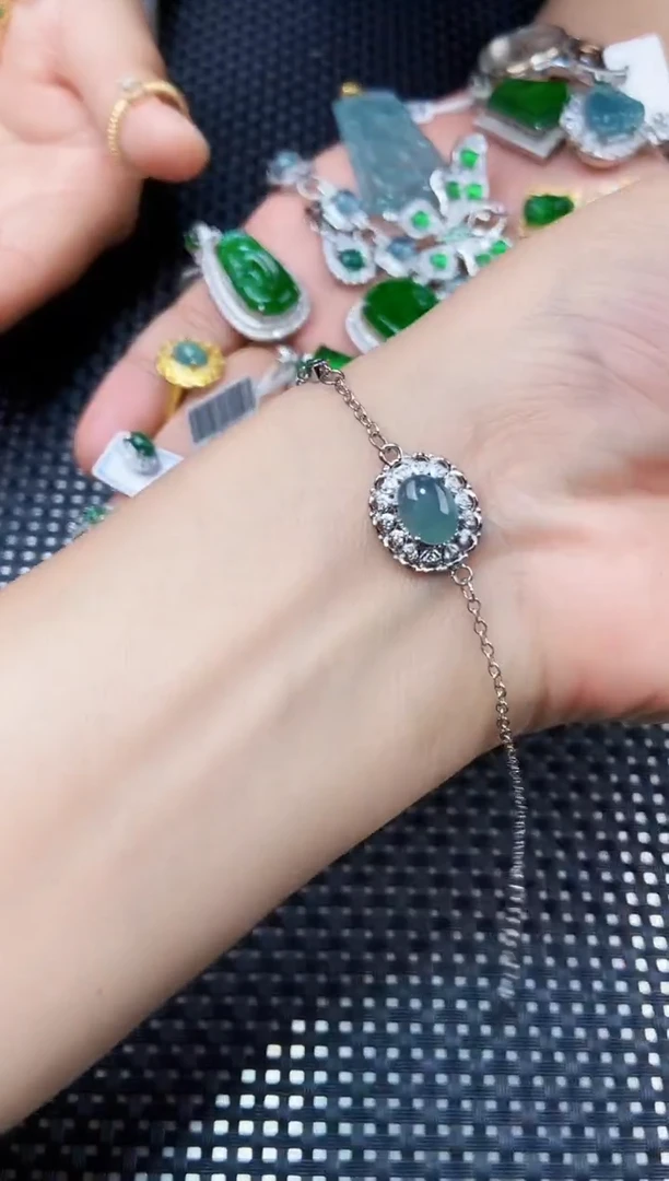 【闪购商品】翡翠手链未镶嵌111111111