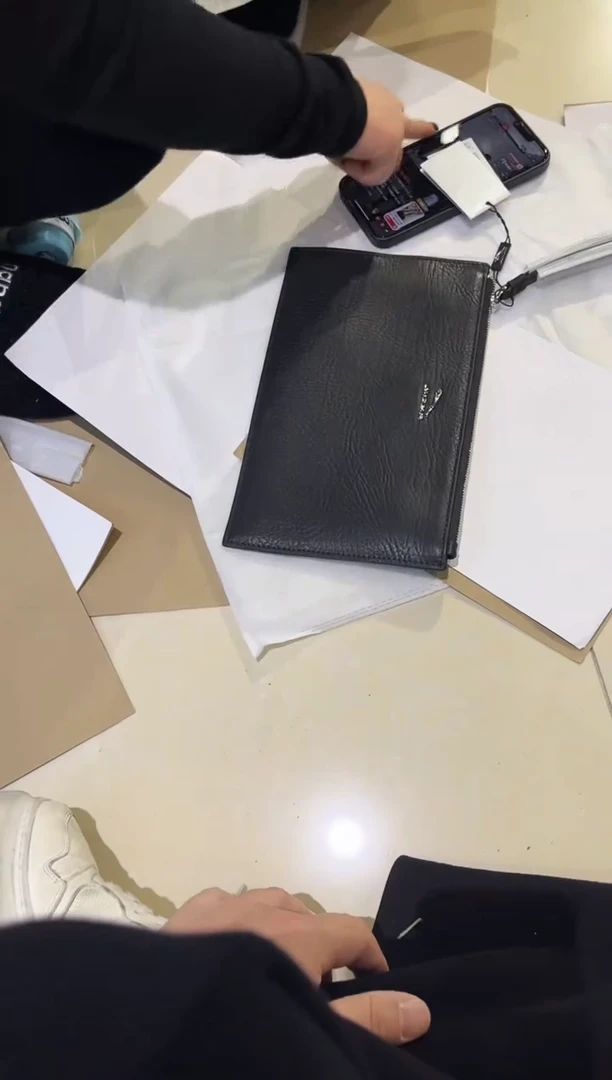 头层牛皮426品牌男包清货中(不要卡单，理性消费）