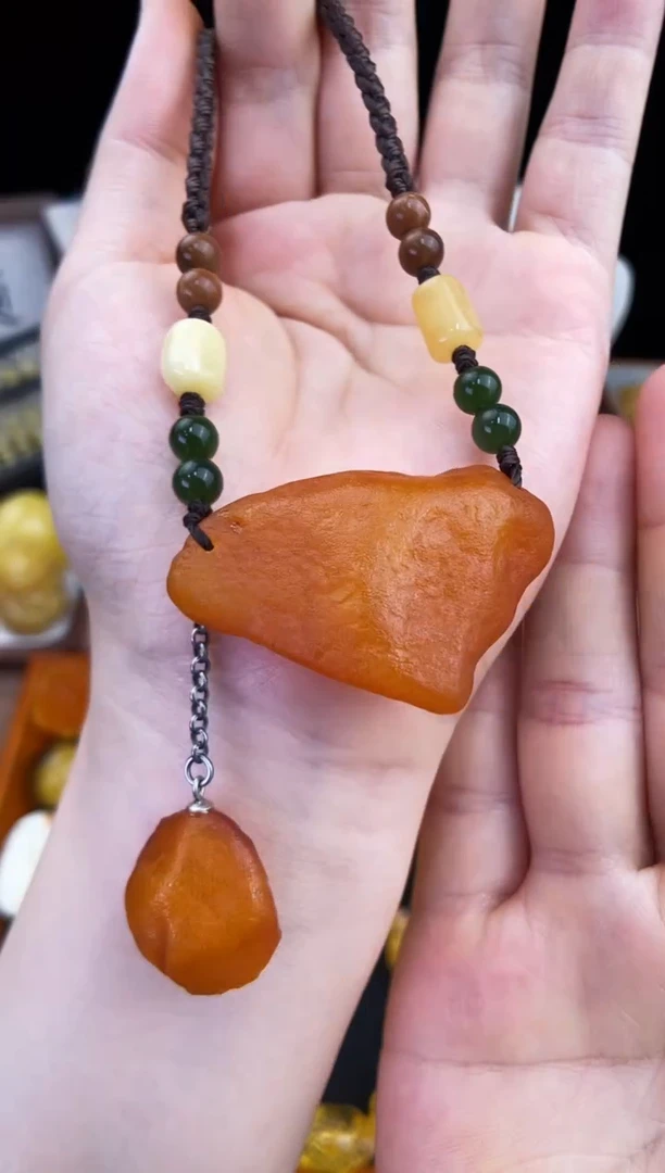 琥珀未镶嵌珠宝奇石柒月