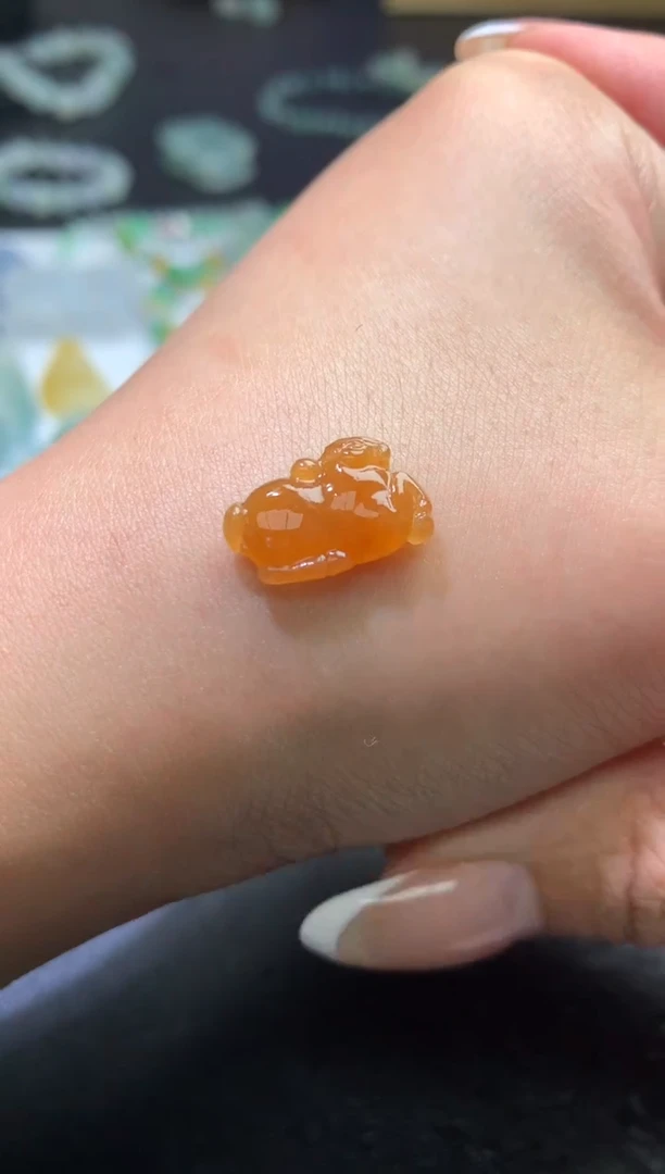 未镶嵌定制翡翠毛货 9.6-15.1-3.3