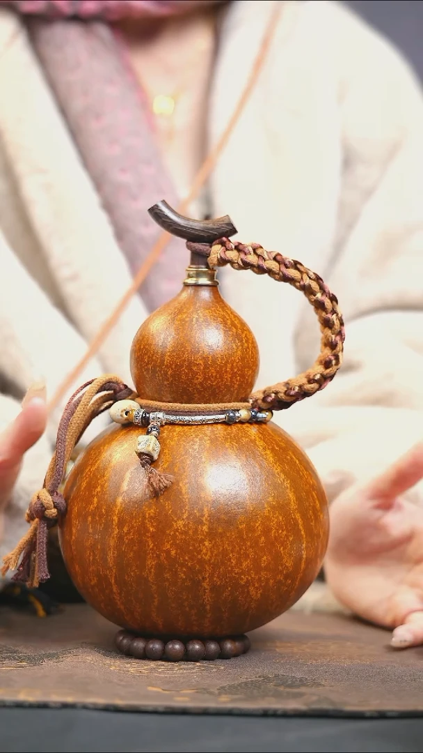 【闪购商品】XS302大漆酒葫芦不包手串及旋转底座