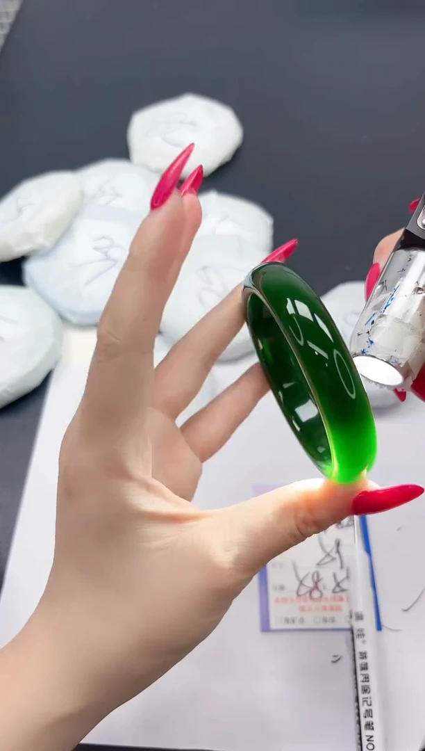 未镶嵌手镯石英质玉A289/5859