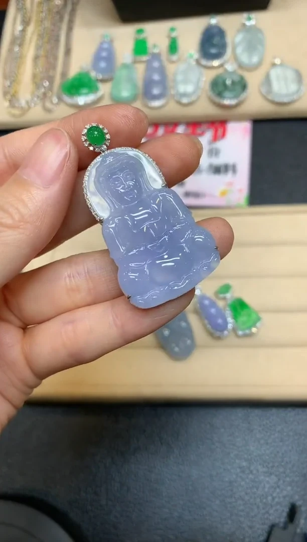 【闪购商品】翡翠颈饰18K金镶嵌观音【无服务费】