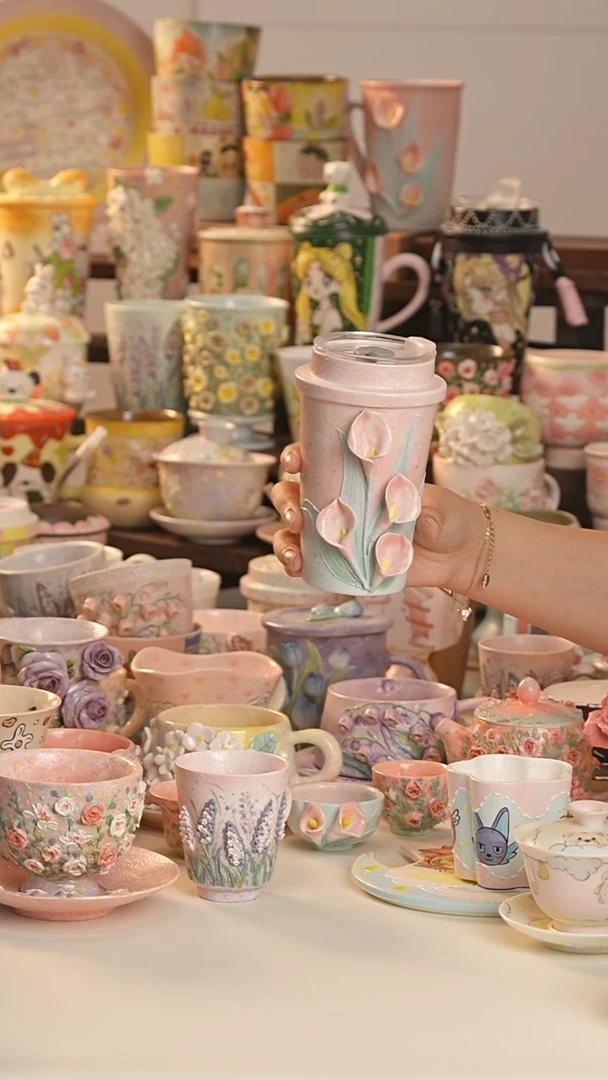 其他景德镇釉下彩手绘设计师款陶瓷