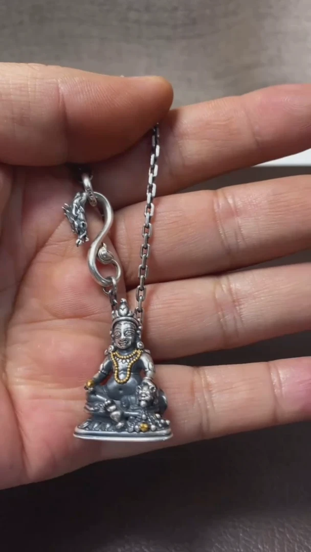 【闪购商品】诺拉（多样性发货，发其一）