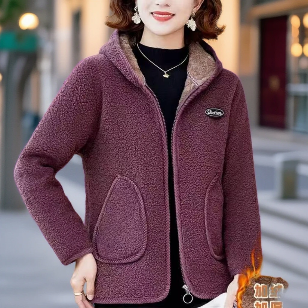 妈妈装秋冬休闲加绒连帽外套女式保暖颗粒绒大码遮肉显瘦女上衣