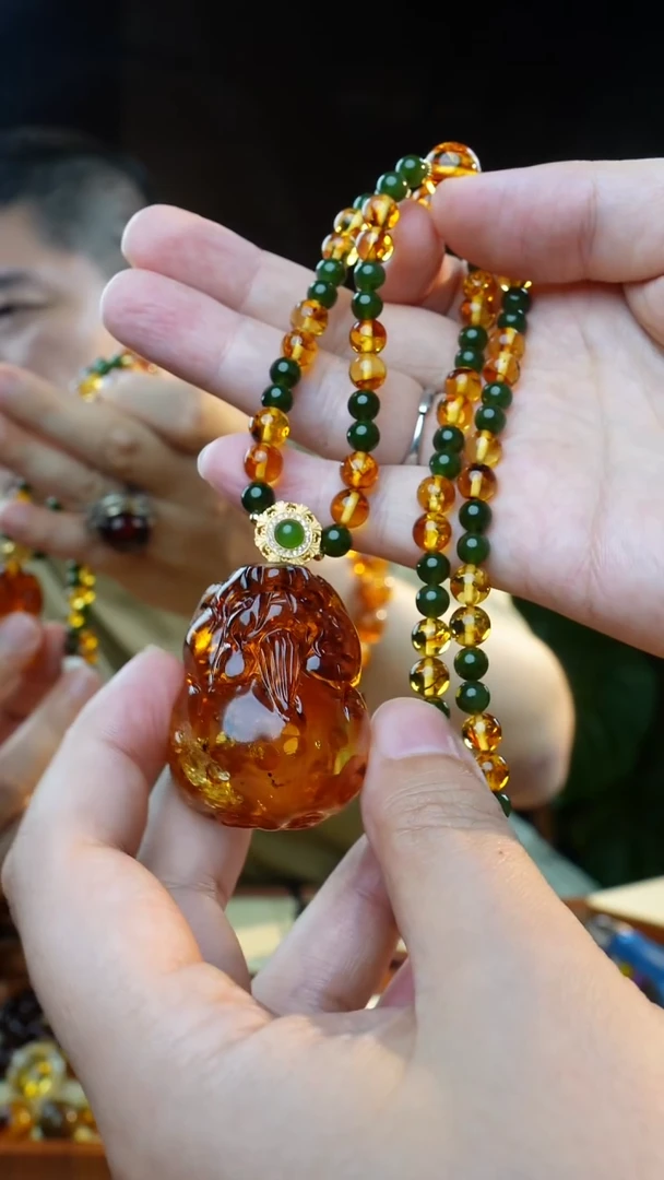 未镶嵌颈饰琥珀花珀貔貅项链