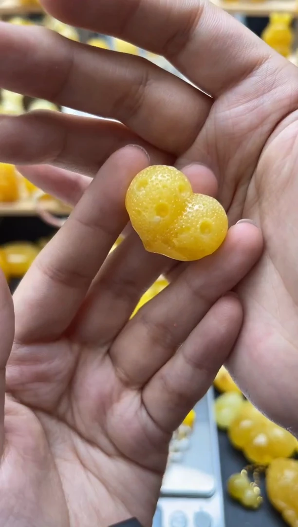 琥珀未镶嵌珠宝奇石079琥珀蜜蜡微瑕