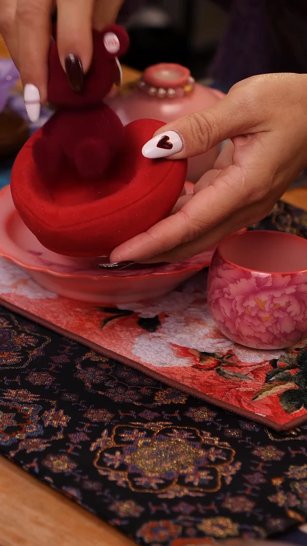 【闪购商品】红红火火小熊茶宠