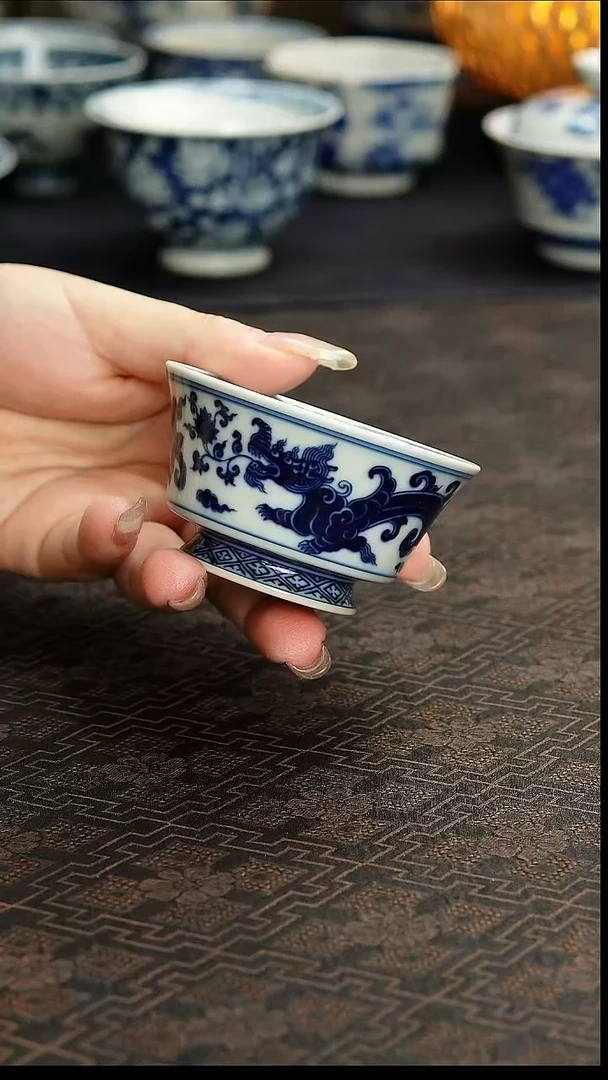 陶瓷记石柴窑香草龙杯